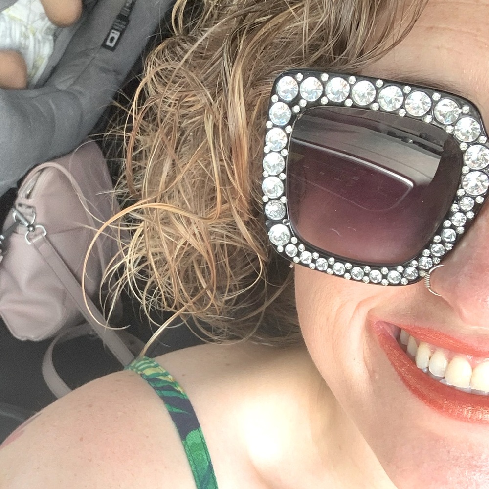 Meet your Posher, Rebecca